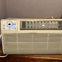 OLDIE BUT GOODIE FRIGIDAIRE Window unit 