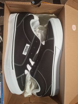 Brand New Size 10 Chukka PUSH VANS