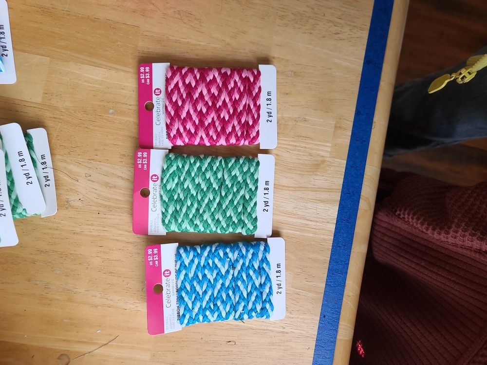 13 Ribbon Trim