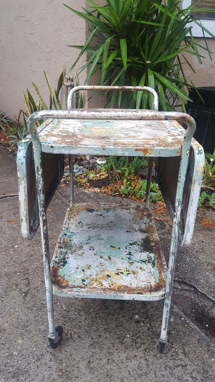 Vintage Metal Rolling Utility Cart ~ Creepy Medical