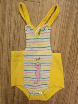 Retro vintage '70s/80s terry cloth infant sunsuit/swimsuit / romper w seahorse