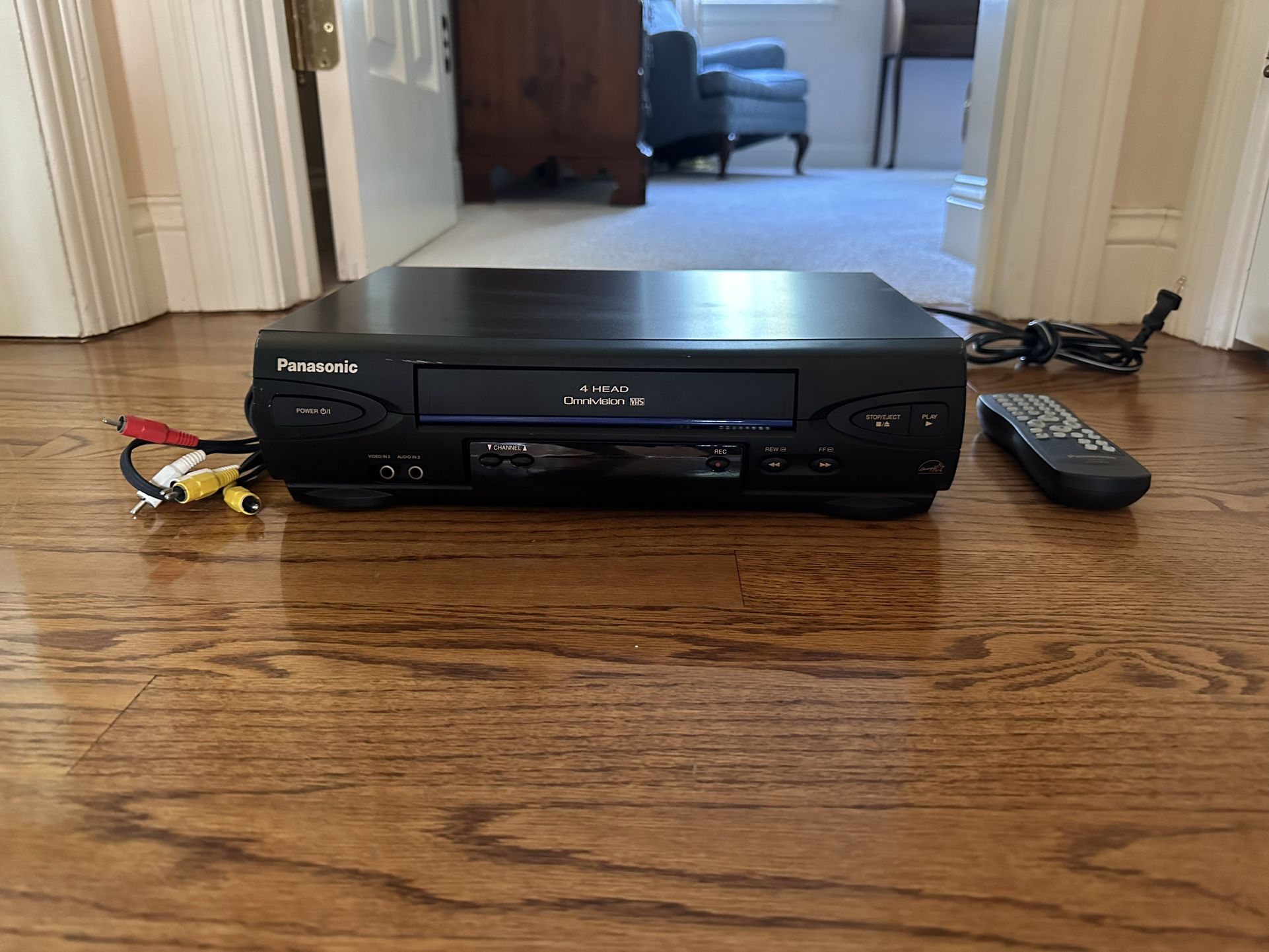 Panasonic PV-V4020 VCR/VHS Player/Recorder