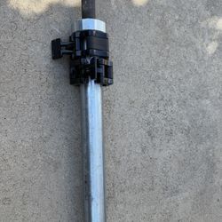 Olympic bar For Deadlifting and Squats Plus 200lbs Of Rubber Discs