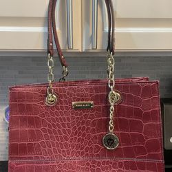 ANNE KLEIN Red Pebbled Crock Faux Leather Shoulder Bag Tote Gold Hardware