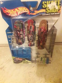 Skate Shop Customize Your Decks MIB