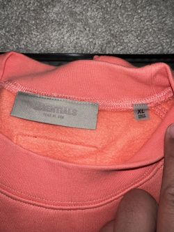 2 Essentials Crewneck Coral Sz L & XL