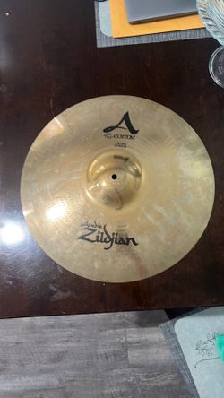 Zildjian  18" A Custom Crash Cymbal