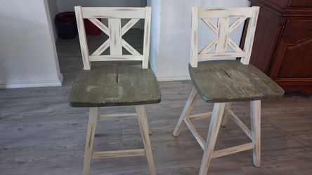 Bar chairs