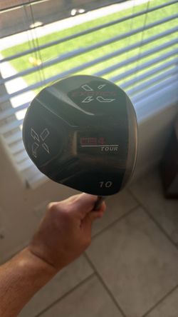Tour Edge Exotics CB4 Tour driver with 10° loft