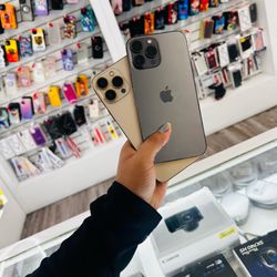 iPhone 13 Pro Max unlocked  128 gb