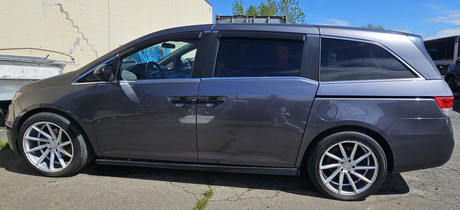 2015 Honda Odyssey Minivan/Van
