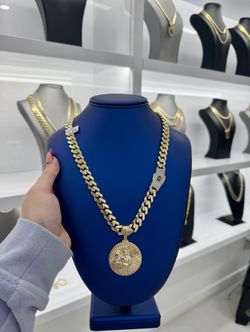 Cadena Mónaco Y Dije Santa Bárbara 10k Y 14k Financiamiento Disponible 