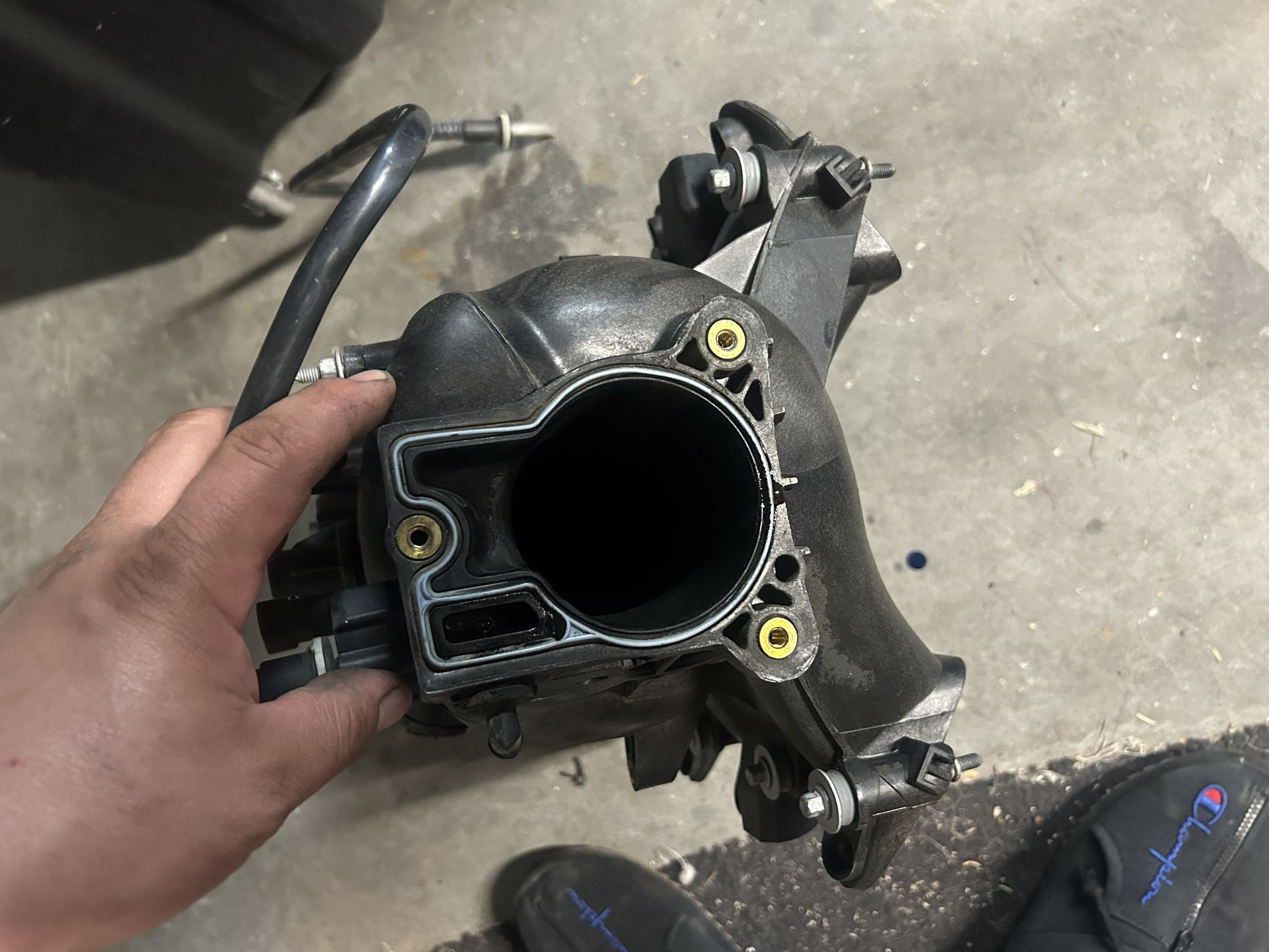 06 Silverado 5.3 Vortec Intake Manifold