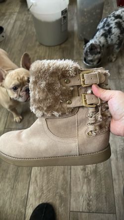 Guess boots 7.5