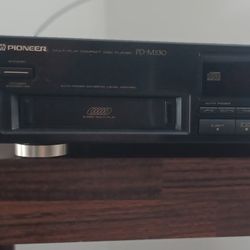 Pioneer 6 Disc CD Player