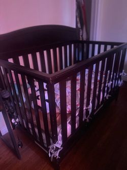 Baby crib