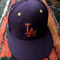 LA DODGERS HAT 