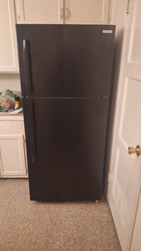 Moving Sale! -Kitchen Appliances 