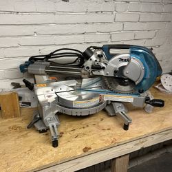 Makita Miter saw  &  Stand