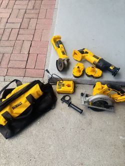 De Walt Machines