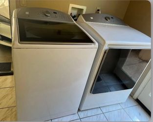 Kenmore large capacity washer and gas dryer