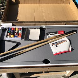 Mini Pool Table