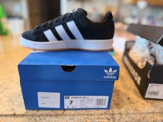 Adidas Campus