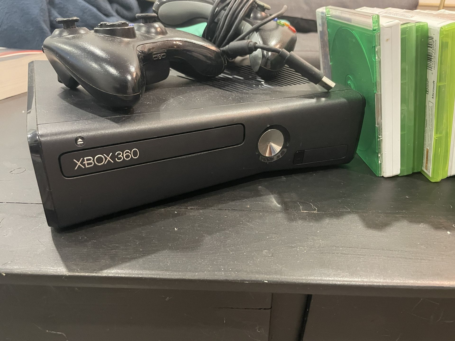 Xbox 360 + Games