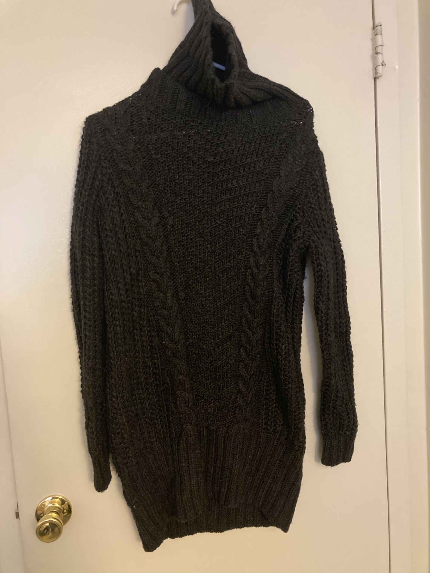 Women’s Small Sweater Dress 