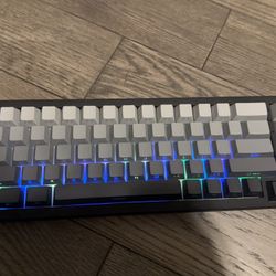 Womier SK71 RGB Mechanical Keyboard – Wireless & Wired – Hot-Swap – Excellent 