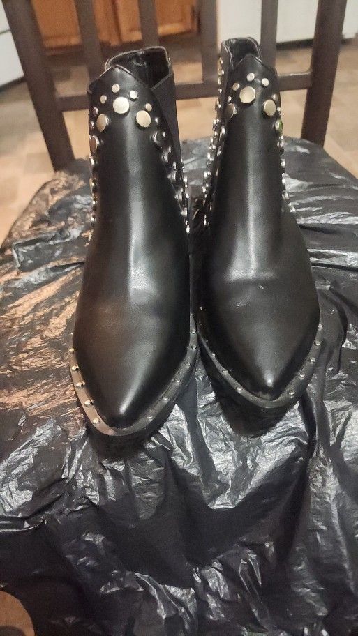Brand New B A I M I E R Black Studded Ponytail Ankle Boots Size 8 Brand New