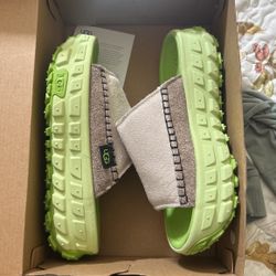 Uggs Sandals Size 7 Women 