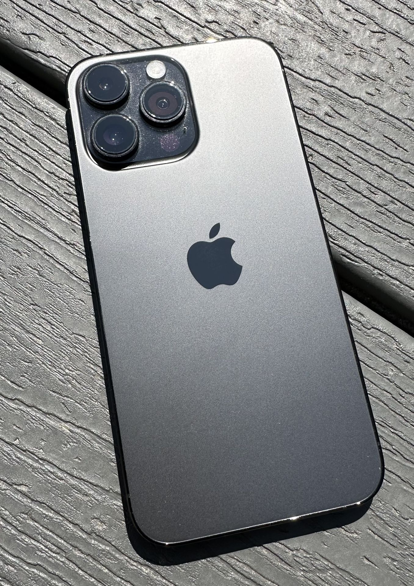 Apple iPhone 14 Pro Max (128GB) used FACTORY UNLOCKED Space Gray