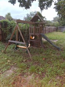 Treehouse/swingset