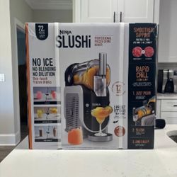 Slushie ninja machine Sealed