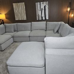 Thomasville Lowell 8-piece Modular Sectional with Ottoman Light Gray