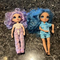 2 bratz dolls