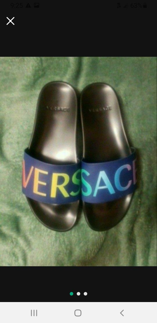 Versace Slides Unisex ( Men's 8.5/ Women's 10)