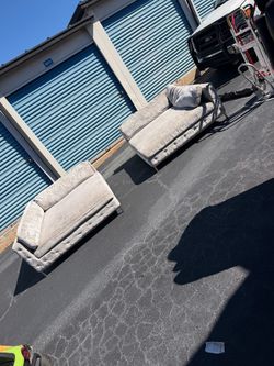 Crushed Velvet Tufted 2-Piece Sectional Sofa