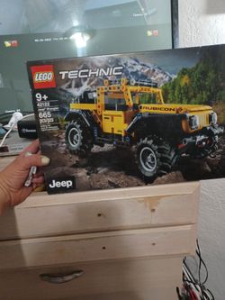Lego Technic Jeep Wrangler Brand New