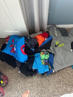 Boys' clothing sizes 7 and 6