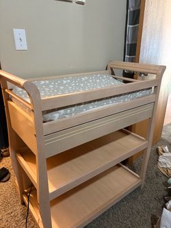 Changing table
