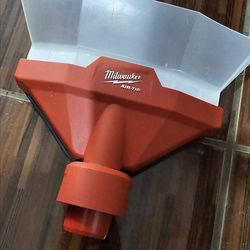 Milwaukee air tip dust collector