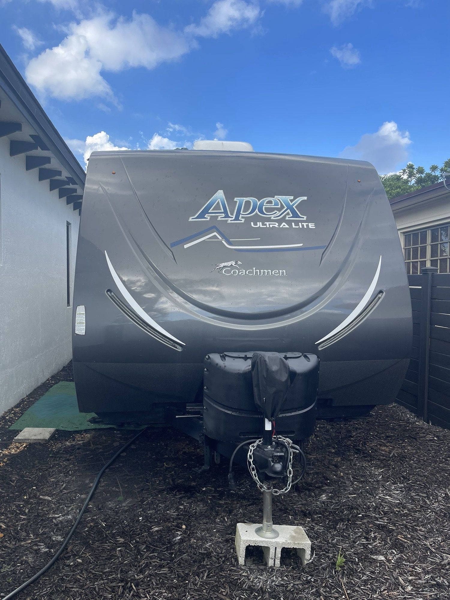 2018 Coachman Ultra lite