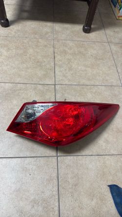 Hyundai Sonata tail lights