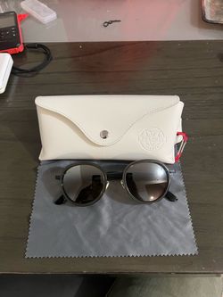 Vuarnet France Round Sunglasses with Case