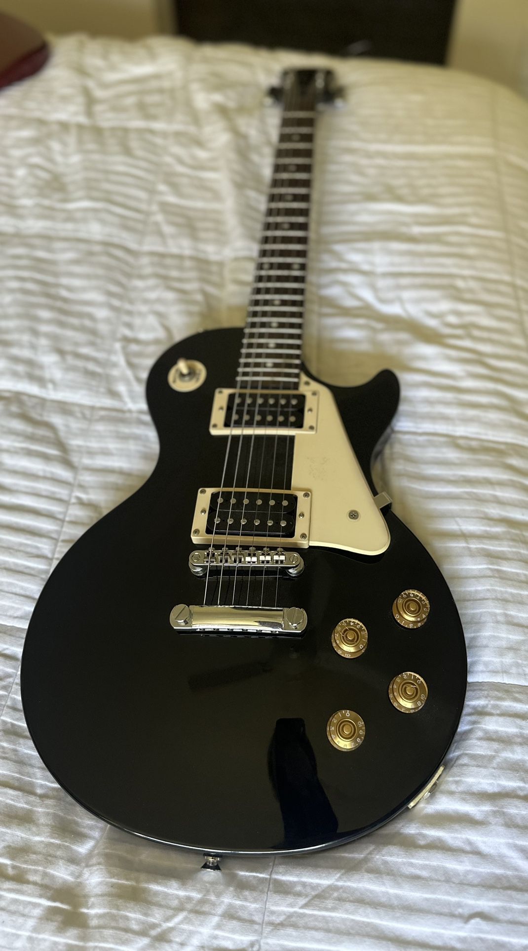 Les Paul Electric Guitar