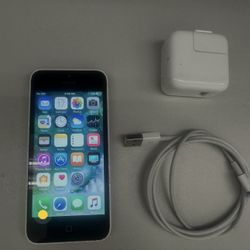 16GB iPhone 5c In White AT&T