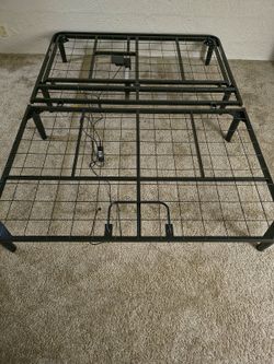 Sleepy's Adjustable Bed Base with Remote control - Works Perfectly - Size Queen