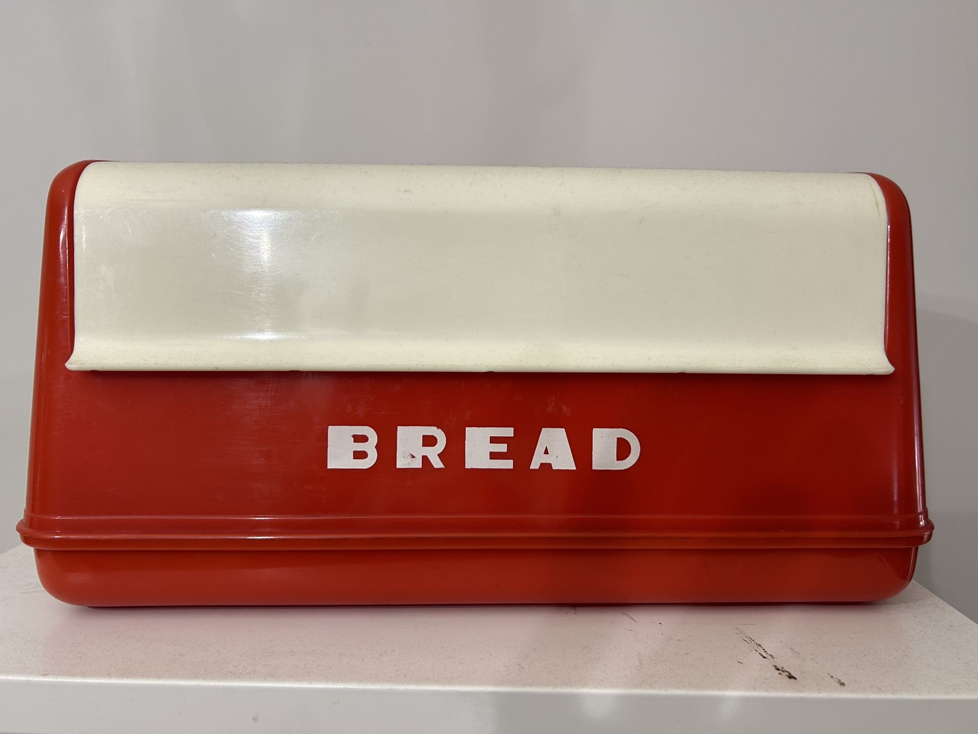LustroWare Vintage Breadbox